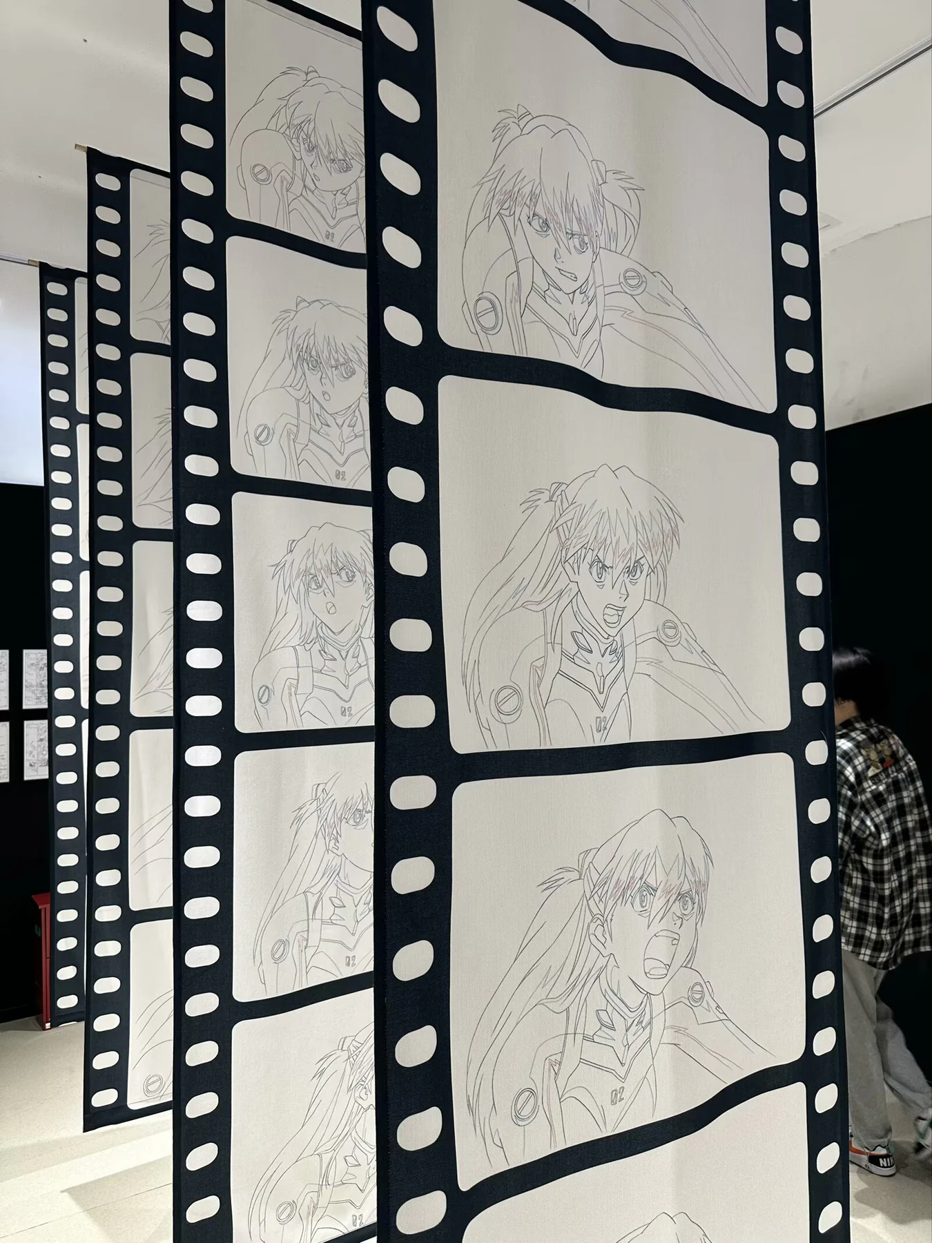 部分原画和画师作品展出,终部分不给拍 里面竟然大半分镜我...的配图 3